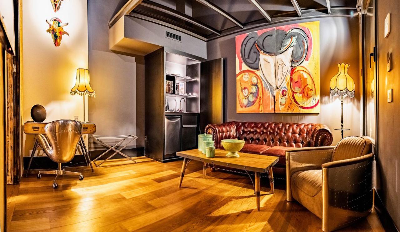 Lobby Hotel 5*