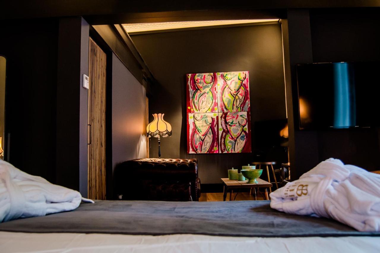 Lobby Hotel 5*