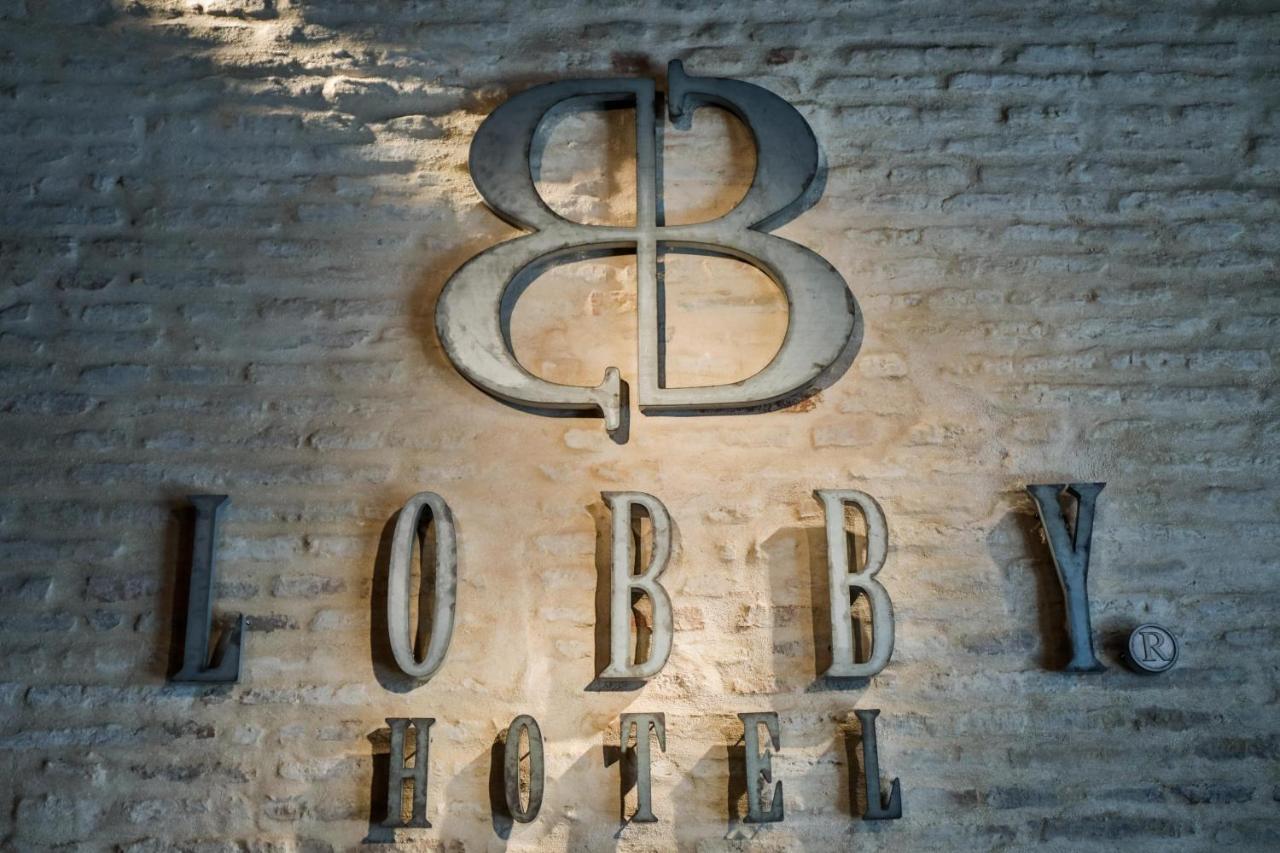Hotel Lobby 5*