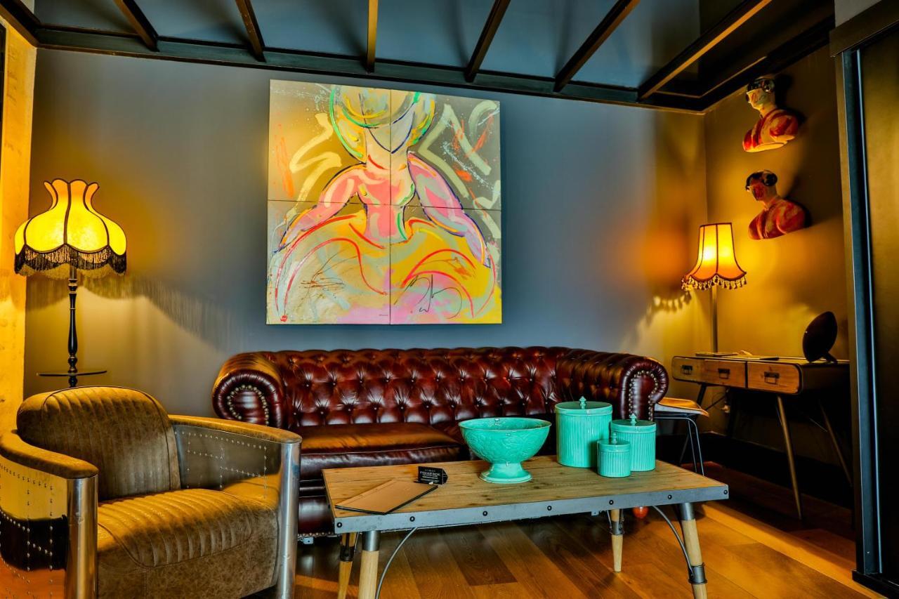Lobby Hotel Sevilla